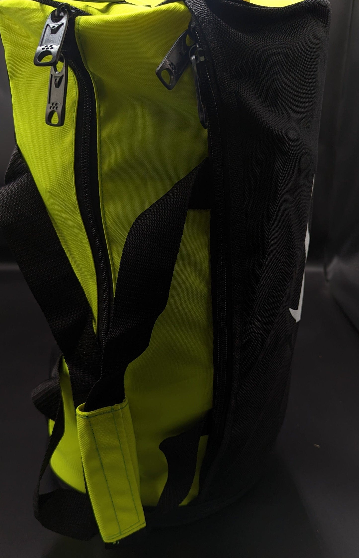 Duffle Bag NK With Shoe Compartment - 18 Inches Tango Sports