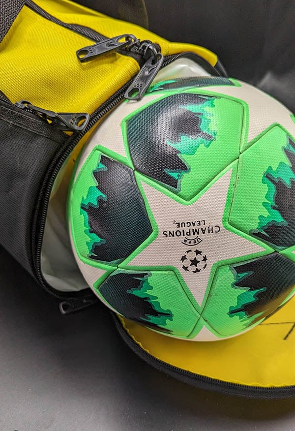 Duffle Bag 3 Stripes With Shoe Compartment - 18 Inches Tango Sports